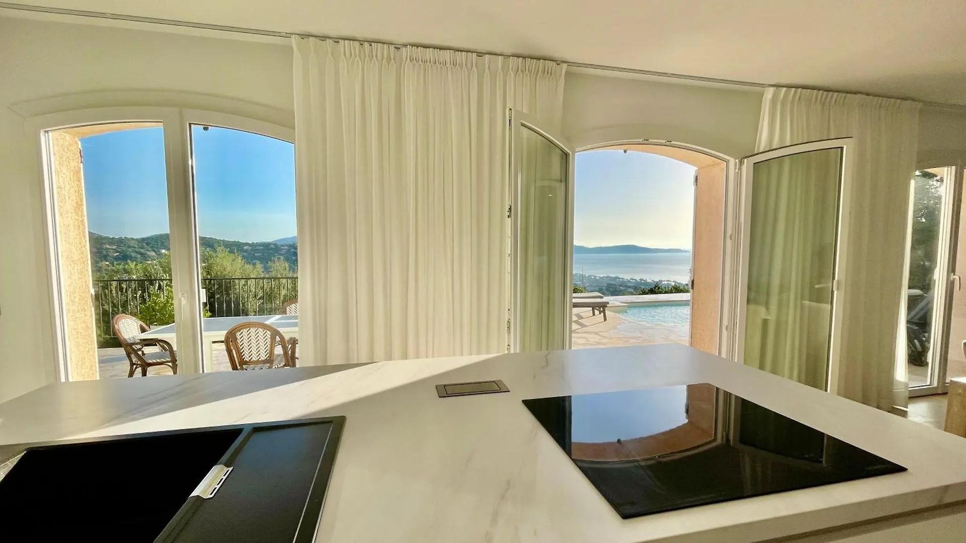 Villa Cacharelle Vue Mer Piscine Cavalaire-sur-Mer 0*,  France