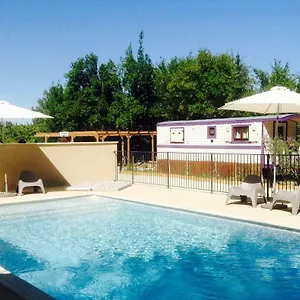  Maison d'hôtes Des Roulottes En Provence France