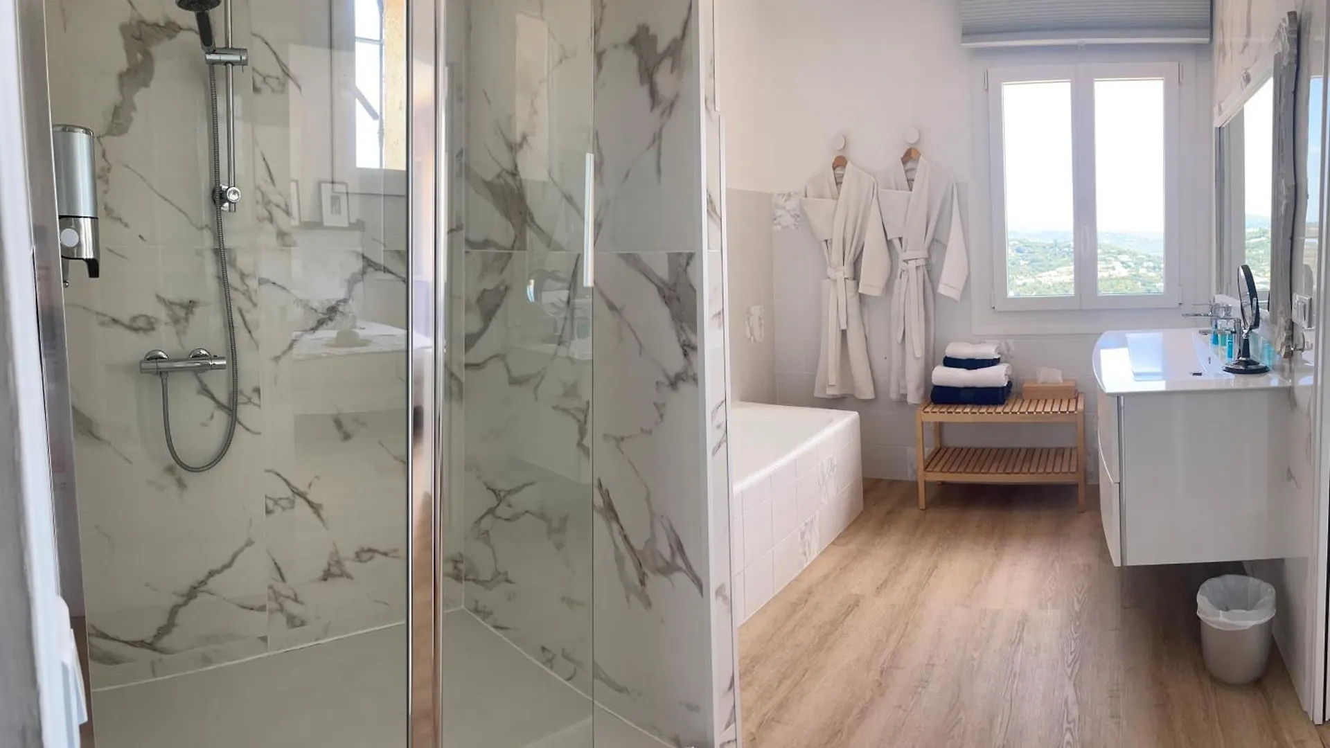 Villa Cacharelle Vue Mer Piscine Cavalaire-sur-Mer Bed & Breakfast