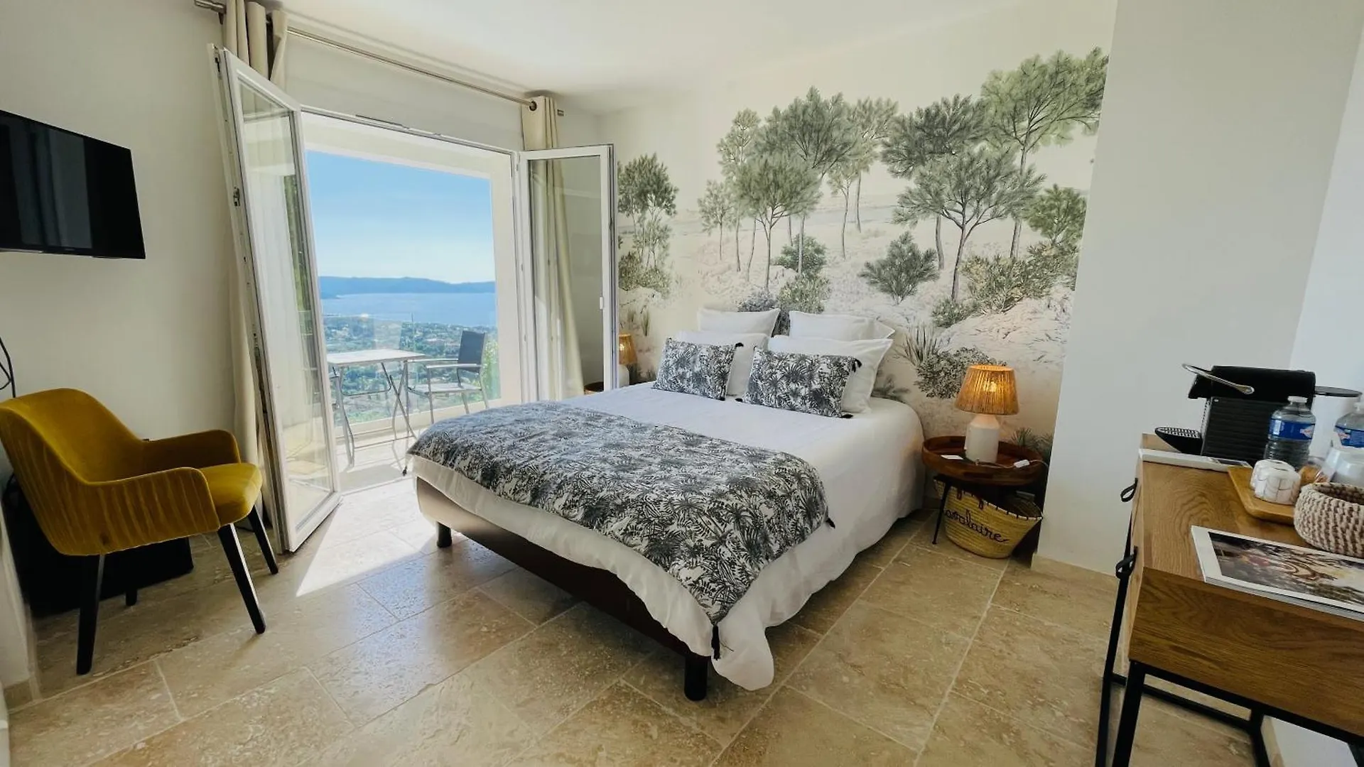 Bed & Breakfast Villa Cacharelle Vue Mer Piscine Cavalaire-sur-Mer